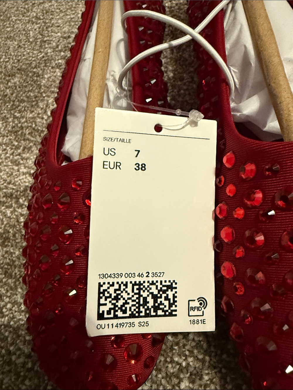 NWT Red Embellished Women's Ballet Flats - Picture 5 of 5